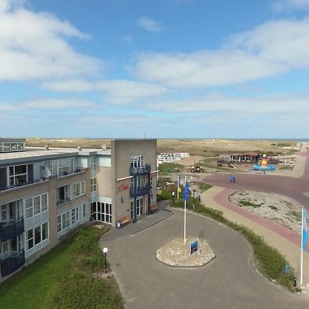 Готель Landal Ameland State Нес Екстер'єр фото